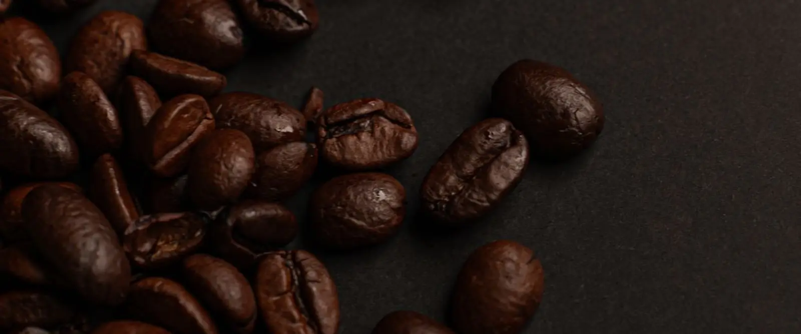 Granos de café tostado